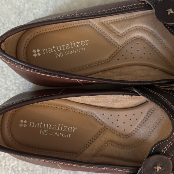 Naturalizer Leather Mary Jane Flats - Picture 8 of 8
